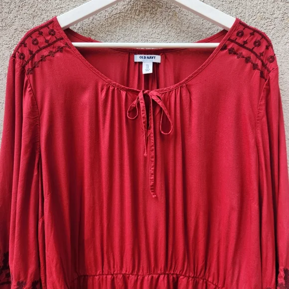 OLD NAVY Women’s Dress XXL 2XL Red Embroidered Elastic Waist Front Tie Midi - Picture 2 of 10